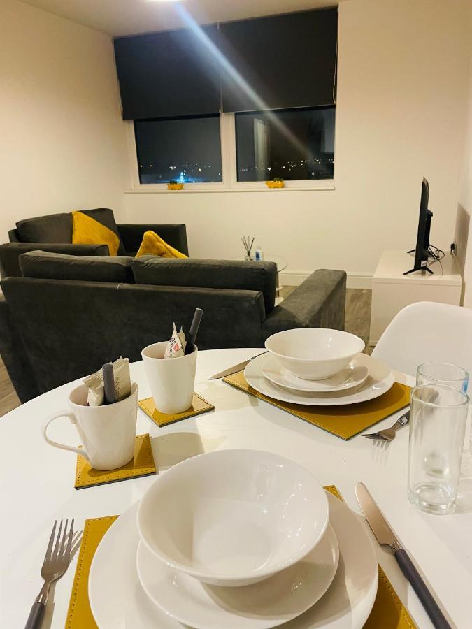 #0509 Two Bedroom Serviced Apartment- Free Parking Derby Exterior photo